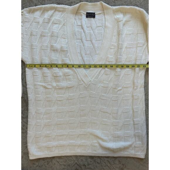 Vintage Women's White Cotton V-Neck Sweater Textured Knit Geometric USA M - Picture 6 of 9
